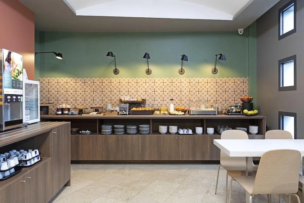 B&B Hotel Pisa Airport