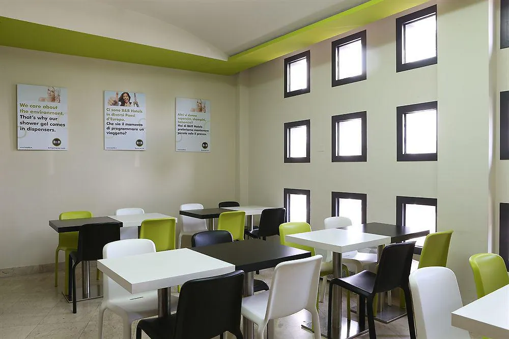 B&B Hotel Pisa Airport