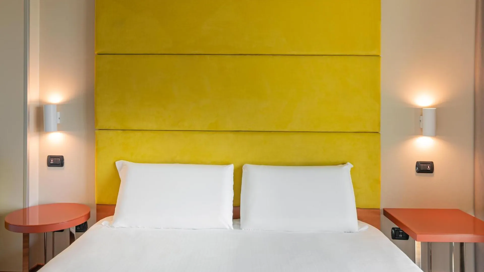 B&B Hotel Pisa Airport 3*,