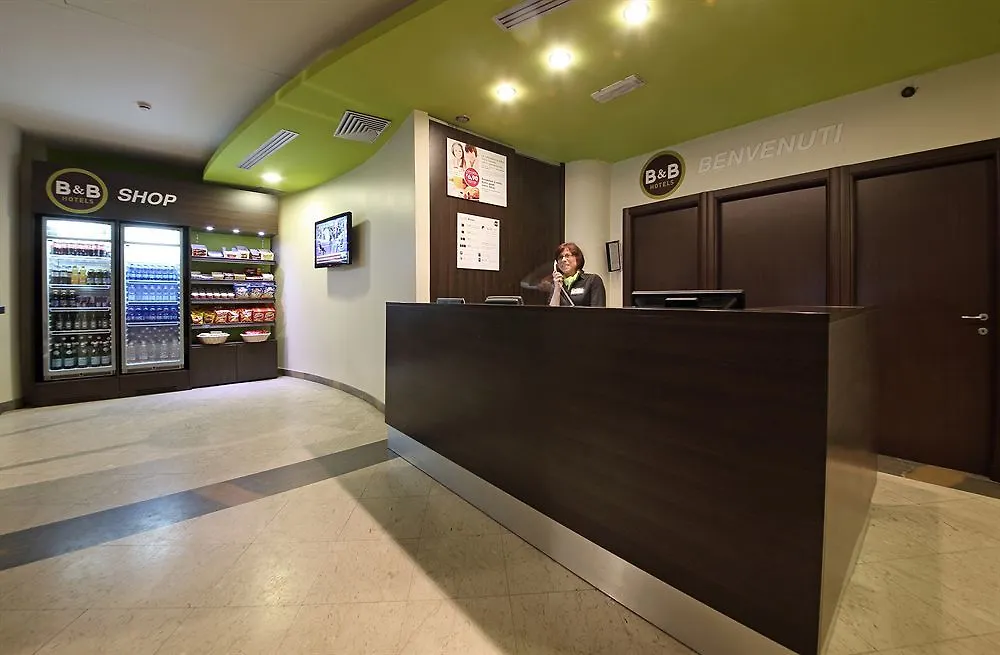 B&B Hotel Pisa Airport