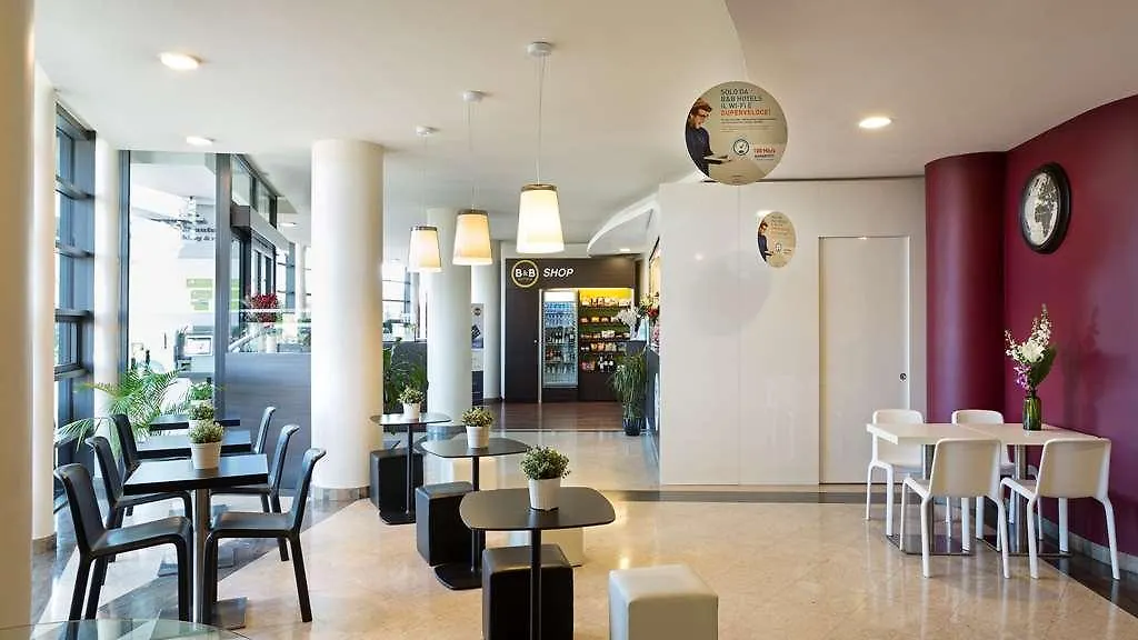 B&B Hotel Pisa Airport