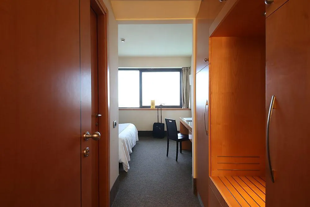 B&B Hotel Pisa Airport