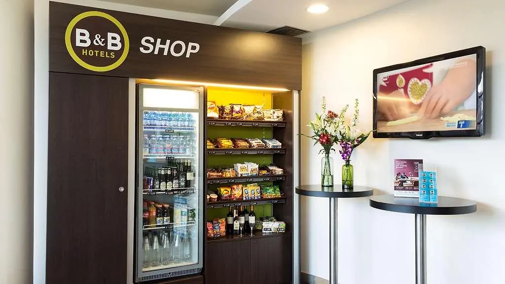 ***  B&B Hotel Pisa Airport İtalya
